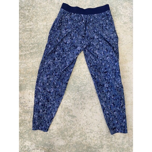 Athleta Womens Size 4/P Brooklyn Mid Rise Featherweight Blue Camo Ankle Trousers - Picture 6 of 8